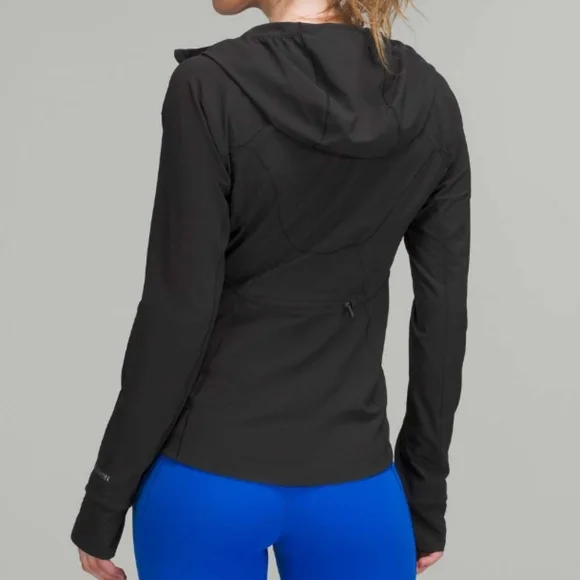 Lululemon Mist Over Windbreaker in color Black size 10 new no tag - Picture 7 of 17